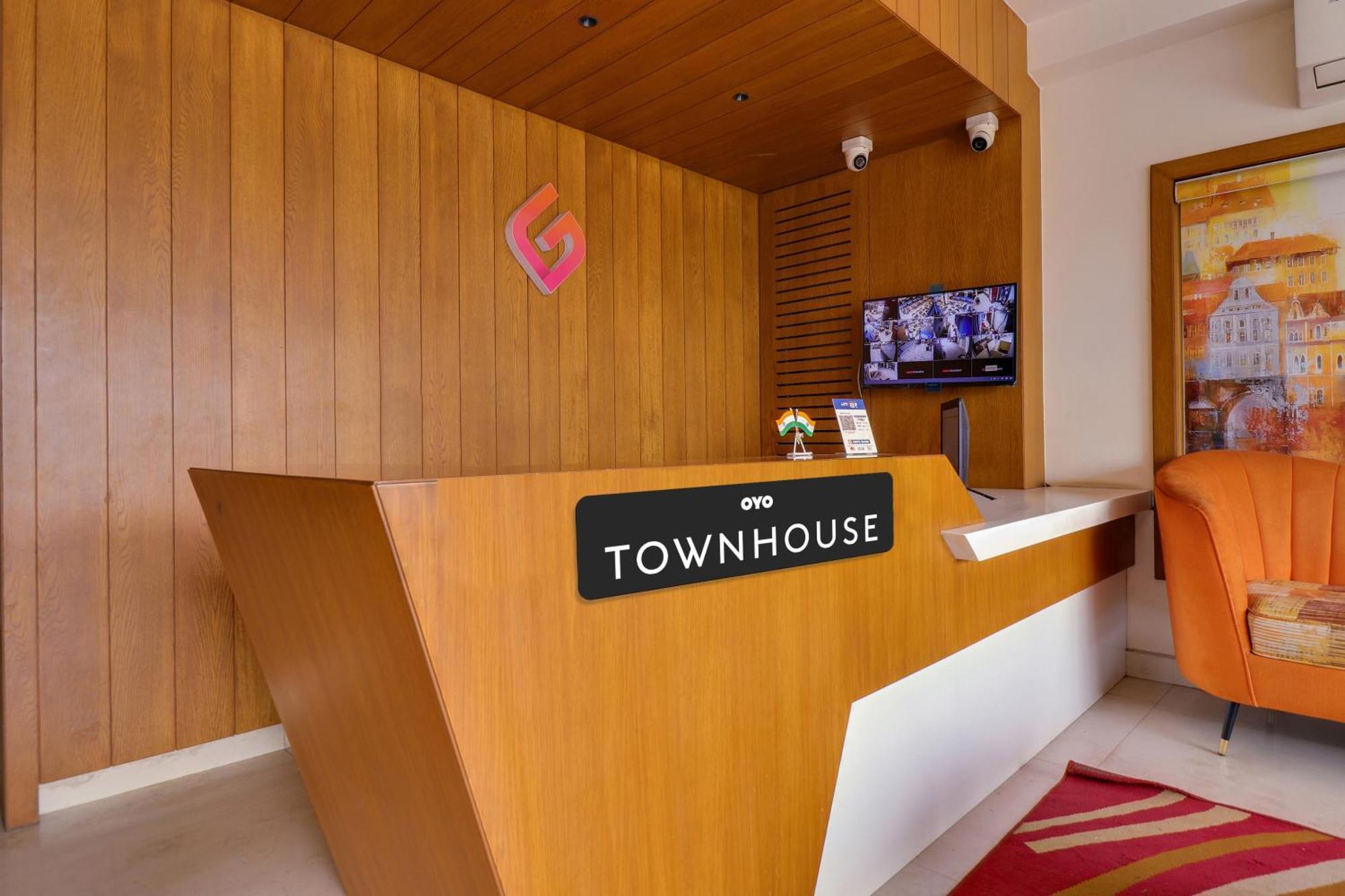 Super Townhouse Rcc Lamps Visakhapatnam Exterior foto
