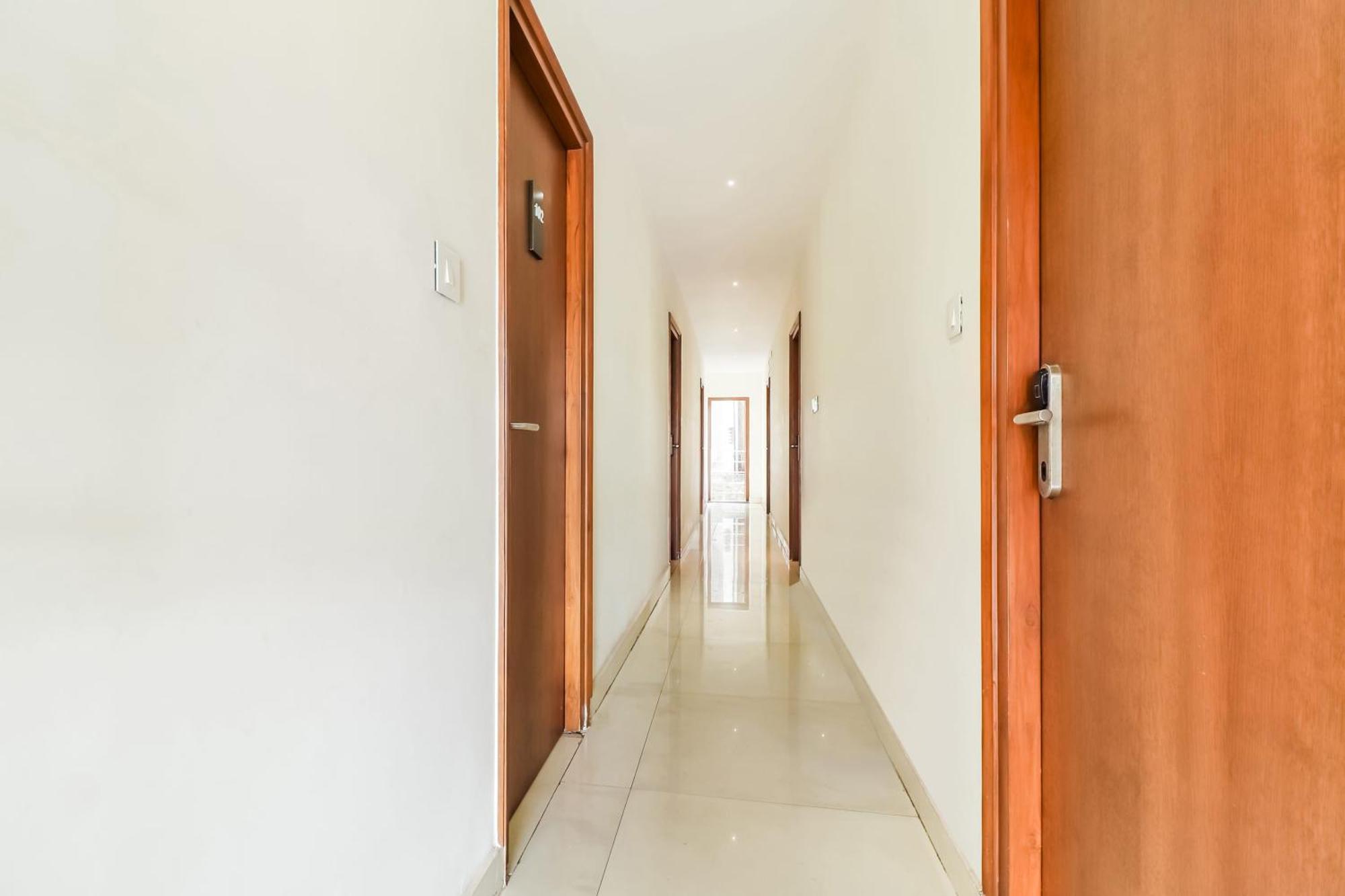 Super Townhouse Rcc Lamps Visakhapatnam Exterior foto